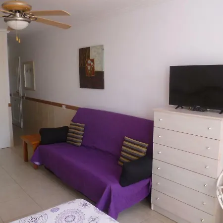 Elana With Free Wifi Apartament